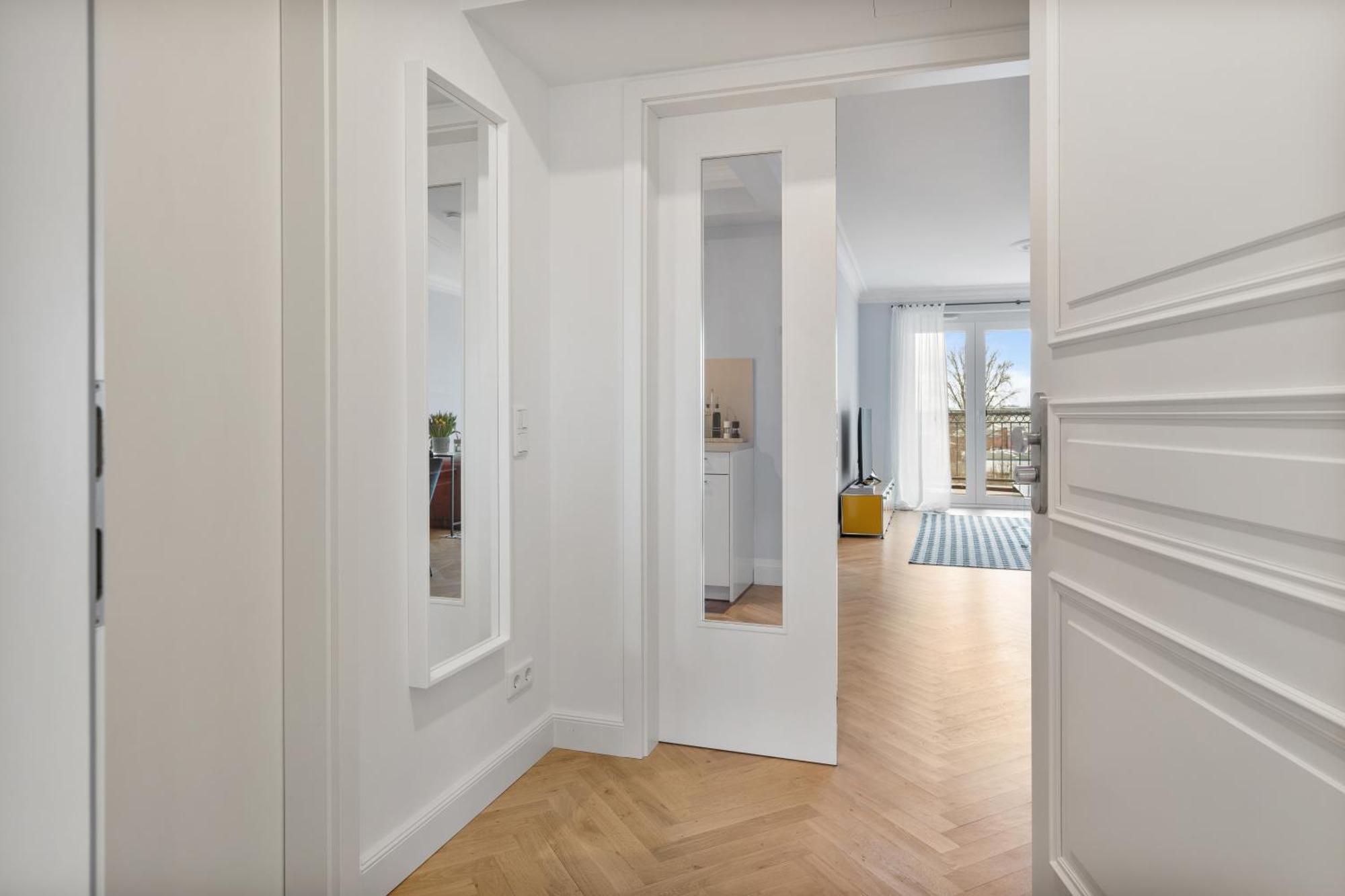 Cls Zentrale City-Wohnung In Hamburg Mit E-Laden Und Tiefgarage, Grosser Balkon, Blick Ueber Hamburg, Parkplatz, Cafe Im Haus, Bushaltestelle Direkt Gegenueber, Flex Check In Exterior foto